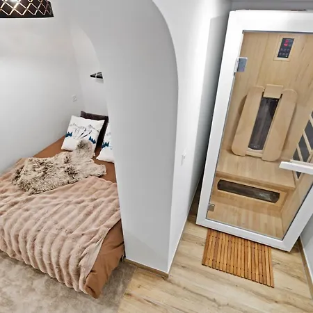 Lägenhet Renove Avec Sauna Prive *